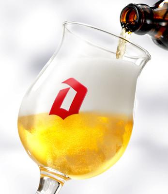 Duvel_Serving_01