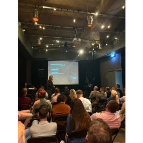 8c89cb2f-e4d9-4831-916e-97ae637e3057-2-1