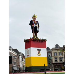 e8a2196f-fc20-4d92-b128-42af15114dfe